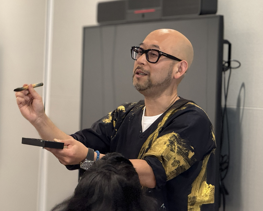書道アーティストMaaya氏による講演の様子