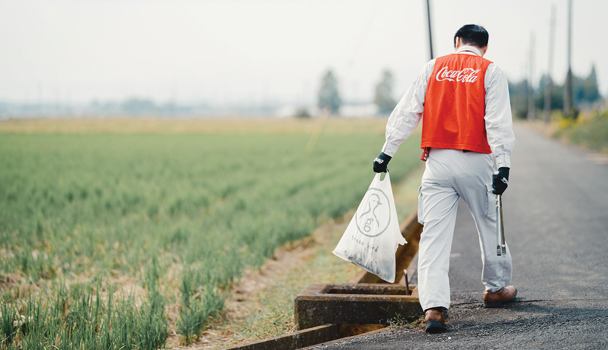 廃棄物ゼロ社会の達成に向けて。清掃プロジェクト「国際海岸クリーン