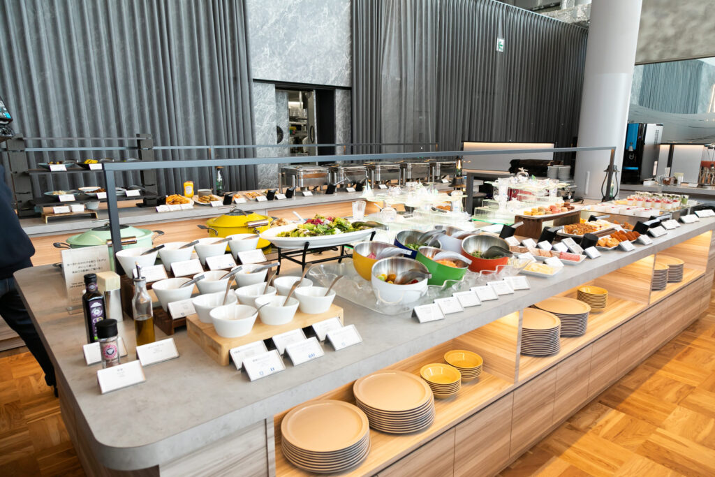 ラウンジ＆ダイニング_ビュッフェ1