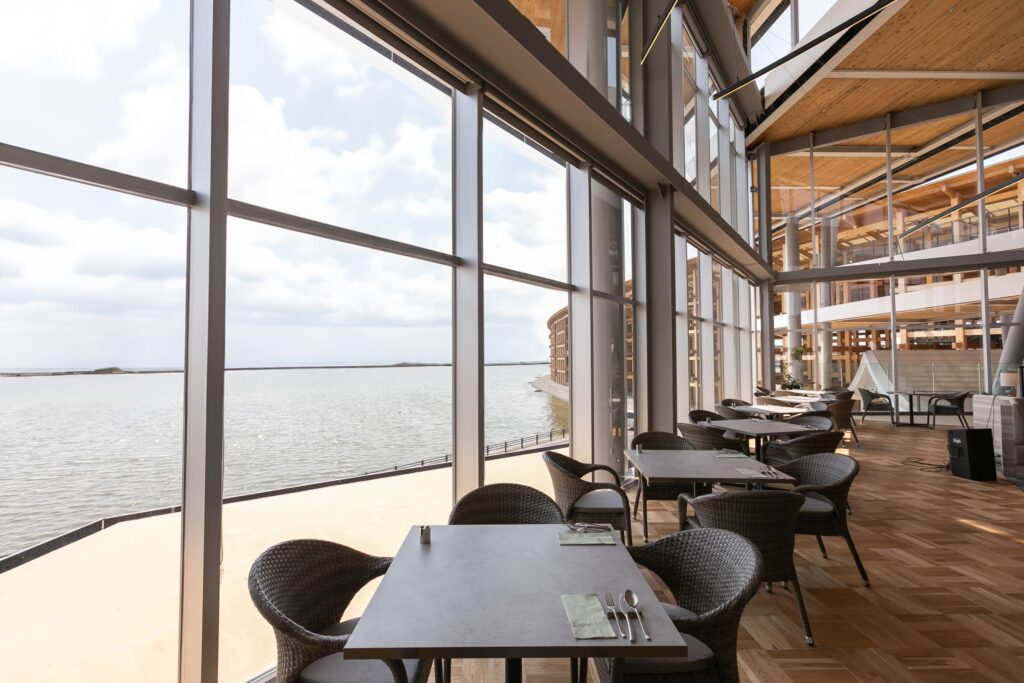 ラウンジ＆ダイニング_店内_2